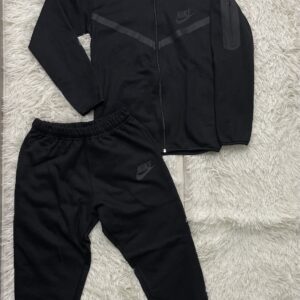 Conjunto Nike tech!